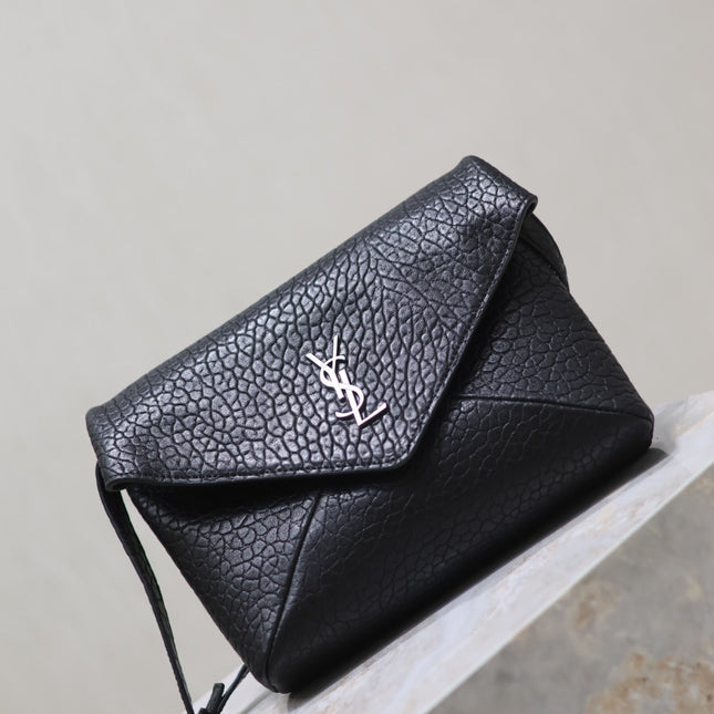 ENVELOPE CHAIN BAG 23 IN BLACK ELEPHANT TEXTURE LAMBSKIN SILVER LOGO