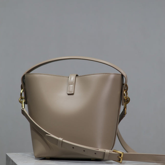 YSL 25S LE 37 BUCKET 20 IN BEIGE CALFSKIN GOLD HARDWRE