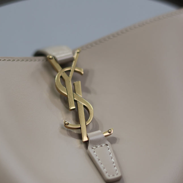 YSL 25S LE 37 BUCKET 20 IN BEIGE CALFSKIN GOLD HARDWRE