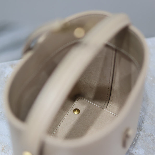 YSL 25S LE 37 BUCKET 15 IN BEIGE CALFSKIN GOLD HARDWRE