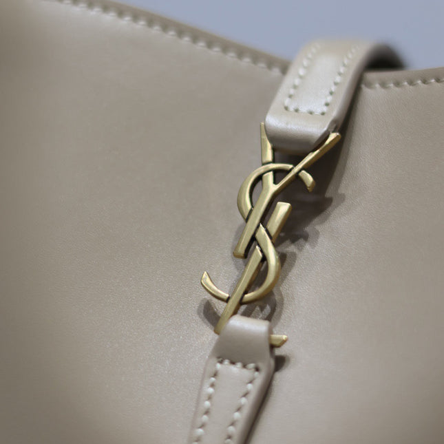 YSL 25S LE 37 BUCKET 15 IN BEIGE CALFSKIN GOLD HARDWRE