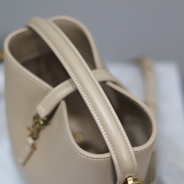 YSL 25S LE 37 BUCKET 15 IN BEIGE CALFSKIN GOLD HARDWRE