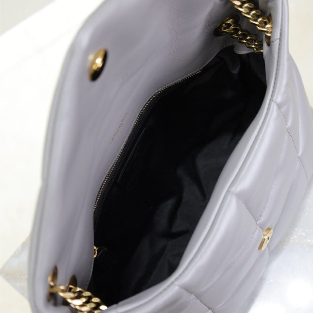 YSL 25S LOULOU PUFFER MEDIUM 29 IN SMOKY LAVENDER CALFSKIN