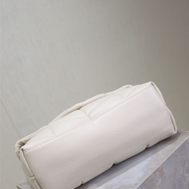 YSL 25S LOULOU PUFFER GM 35 IN BLANC VINTAGE CALFSKIN GOLD HARDWRE