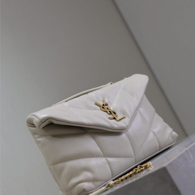 YSL 25S LOULOU PUFFER MINI 23 IN BLANC VINTAGE CALFSKIN GOLD HARDWRE