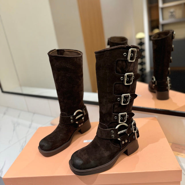 THICK-SOLED BUCKLE BOOTS IN BLACK SUEDE