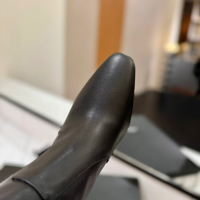 CLASSIC HIGH KNEE BOOTS IN BLACK CALFSKIN