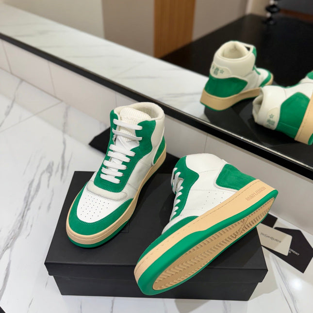 MID-TOP SNEAKERS IN WHITE PERFORATED LAMBSKIN AND GREEN SUEDE