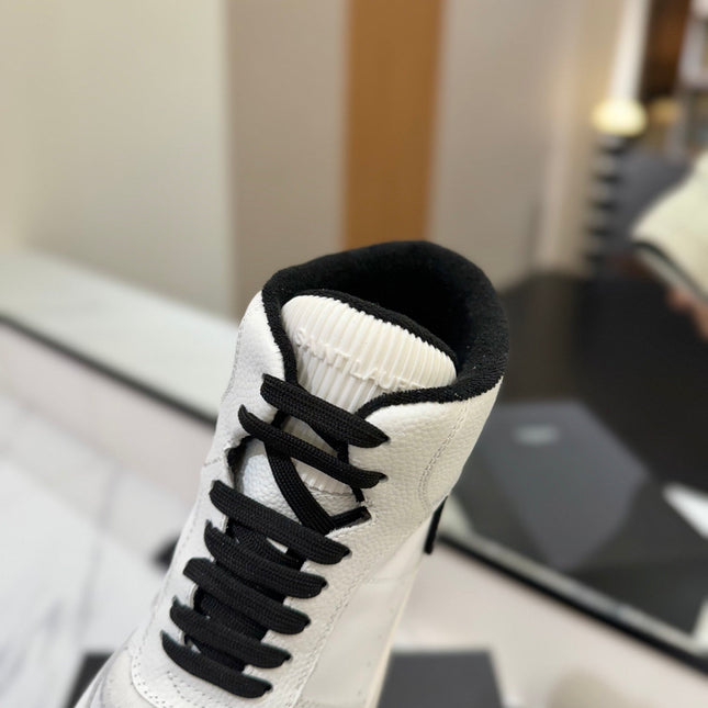 MID-TOP SNEAKERS IN WHITE AND BLACK TRIM PERFORATED LAMBSKIN