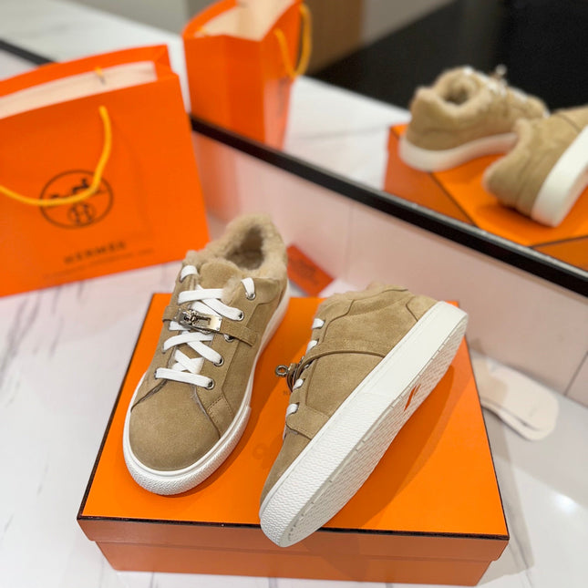 DAY SNEAKER IN TORTILLA BROWN SUEDE AND FLEECE LINING