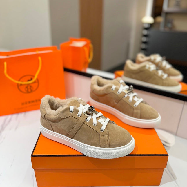 DAY SNEAKER IN TORTILLA BROWN SUEDE AND FLEECE LINING