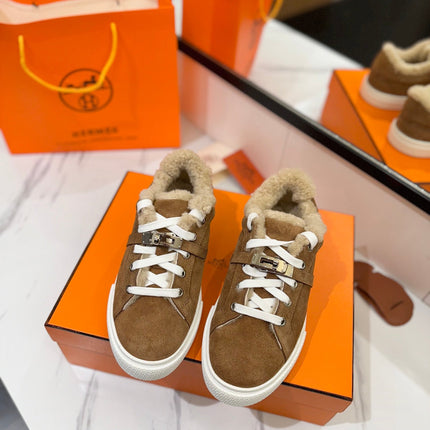 DAY SNEAKER IN BRONZE BROWN SUEDE AND FLEECE LINING