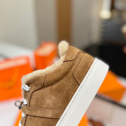 DAY SNEAKER IN BRONZE BROWN SUEDE AND FLEECE LINING
