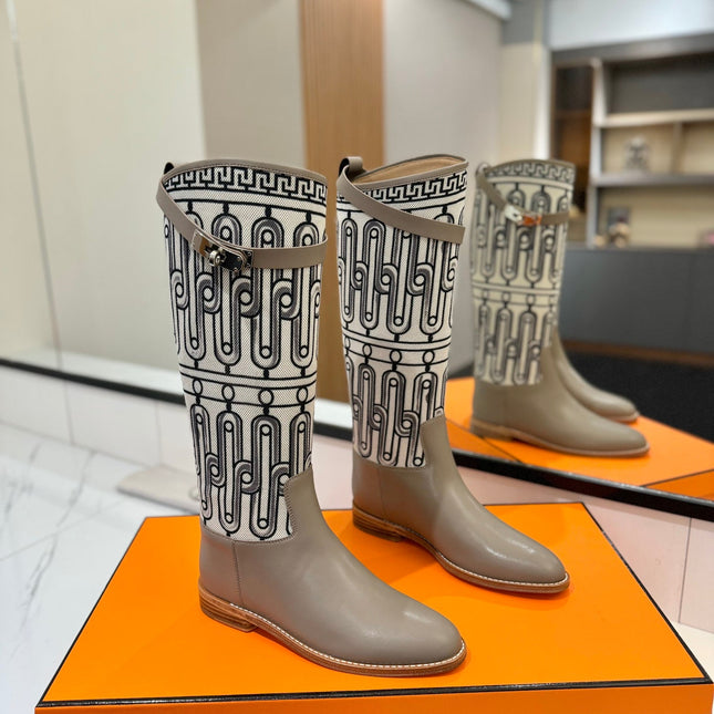 JUMPING BOOT 2 CM IN PASTEL GRAY CALFSKIN AND BLACK MIX WHITE FABRIC