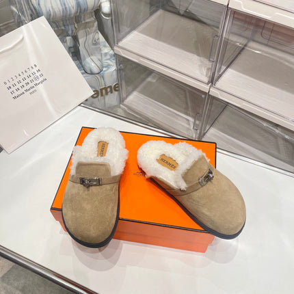 SLIP-ON MULE IN TORTILLA BROWN SUEDE AND SHEARLING LINING