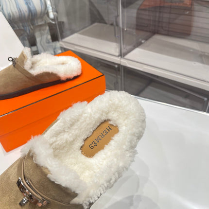 SLIP-ON MULE IN TORTILLA BROWN SUEDE AND SHEARLING LINING