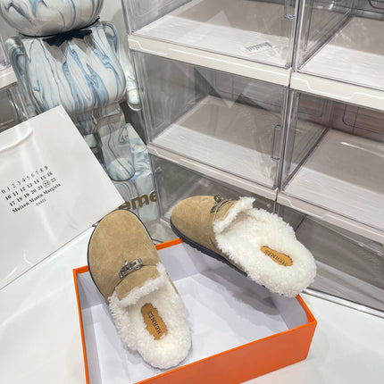 SLIP-ON MULE IN TORTILLA BROWN SUEDE AND SHEARLING LINING