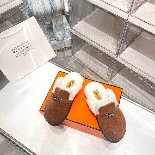 SLIP-ON MULE IN UMBER BROWN SUEDE AND SHEARLING LINING