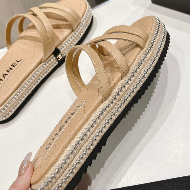 SLIPPERS CROSS STRAPS IN BEIGE CREAM LAMBSKIN