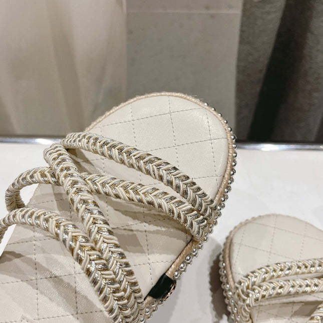WOVEN STRAP SLIPPERS IN WHITE LAMBSKIN