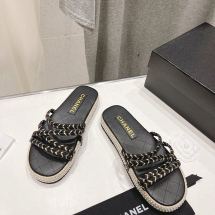 WOVEN STRAP SLIPPERS IN BLACK LAMBSKIN