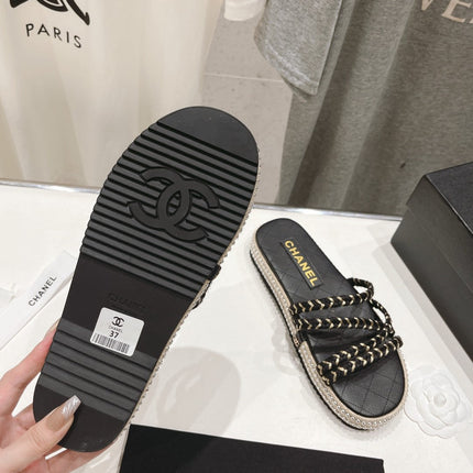 WOVEN STRAP SLIPPERS IN BLACK LAMBSKIN