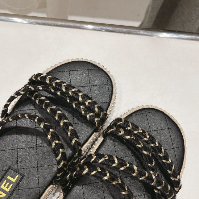 WOVEN STRAP SLIPPERS IN BLACK LAMBSKIN