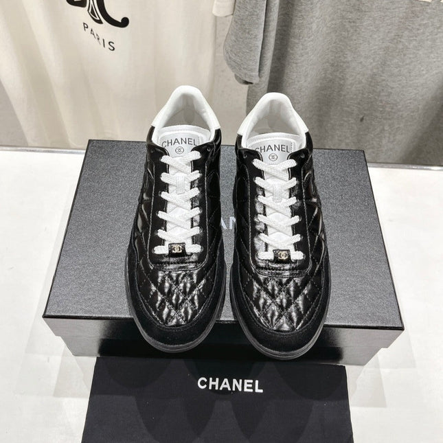 Double C  New Quilted Panda Shoes Black Sheepskin