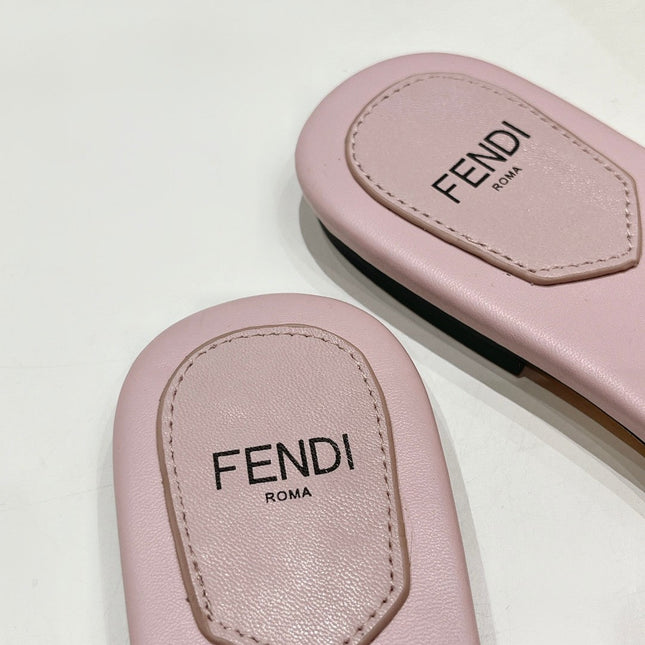 FENDI BAGUETTE SLIDES IN LIGHT PINK LAMBSKIN