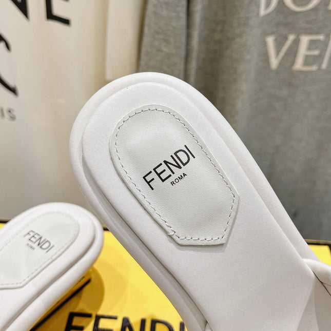 FENDI BAGUETTE MEDIUM-HEEL SANDALS 45 MM IN WHITE CALFSKIN