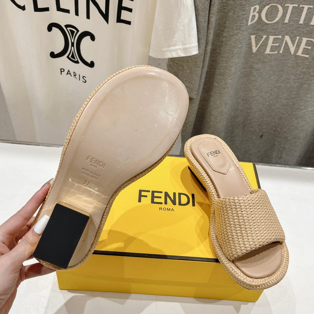 FENDI FFOLD MEDIUM-HEEL SANDALS 45 MM IN TUSCAN BEIGE COTTON FIBRE