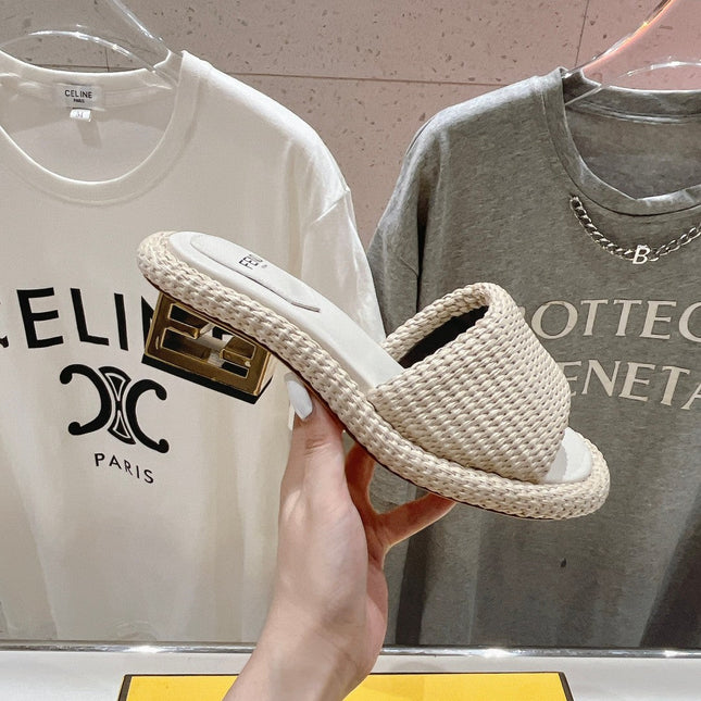 FENDI FFOLD MEDIUM-HEEL SANDALS 45 MM IN BEIGE COTTON FIBRE