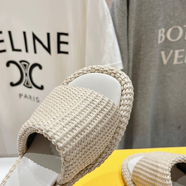 FENDI FFOLD MEDIUM-HEEL SANDALS 45 MM IN BEIGE COTTON FIBRE