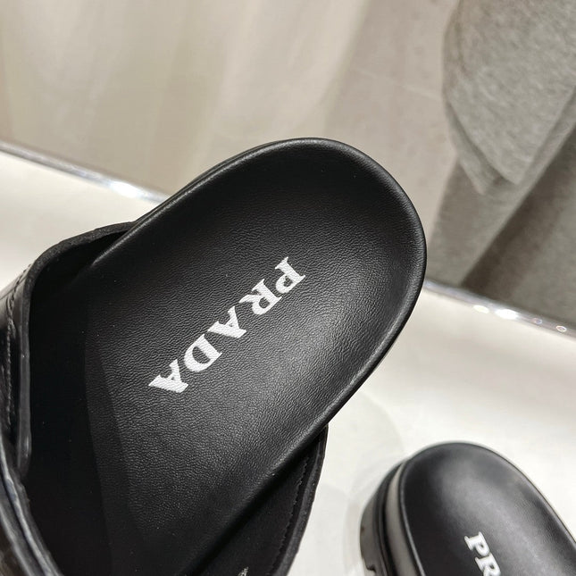 PRA CROCODILE LEATHER MOTIF SANDALS BLACK CALFSKIN