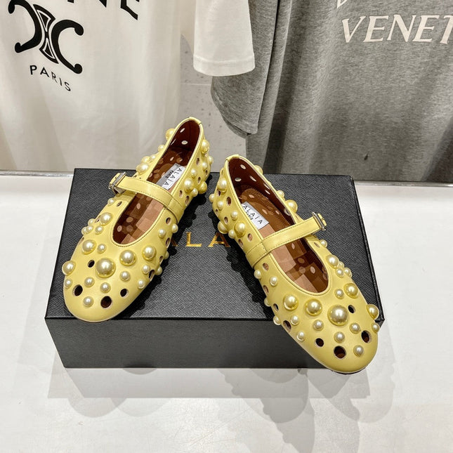 ALAIA PEARL MARY JANE SHOES IN YELLOW CORN LAMBSKIN