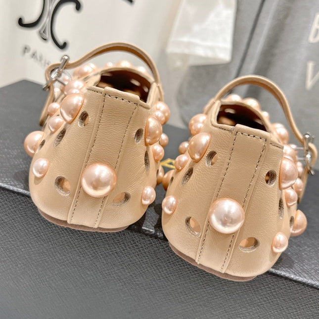 ALAIA PEARL MARY JANE SHOES IN BISQUE BEIGE LAMBSKIN
