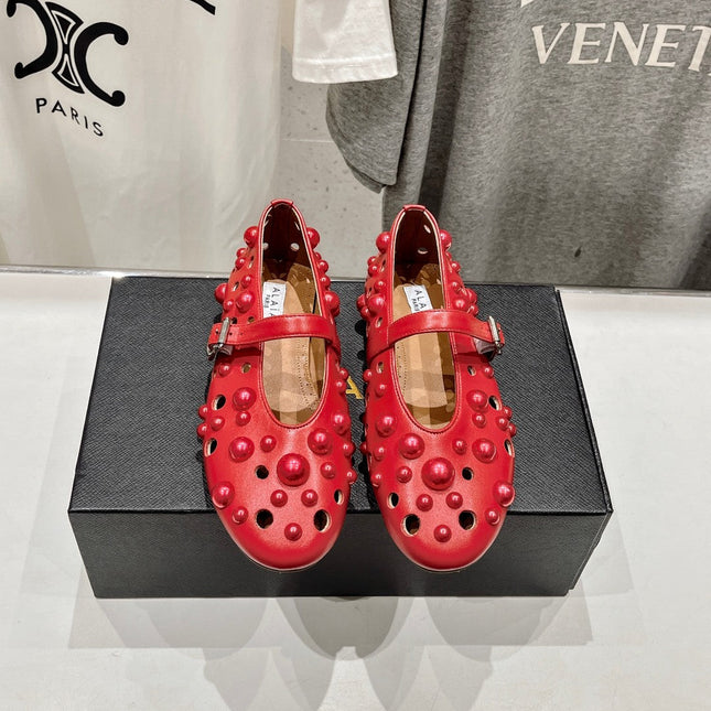 ALAIA PEARL MARY JANE SHOES IN ROSE RED LAMBSKIN