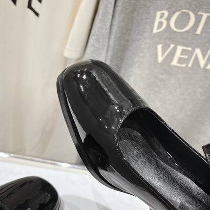 MEDIUM - HEEL MARY JANE SHOES IN BLACK GLOSSY CALFSKIN