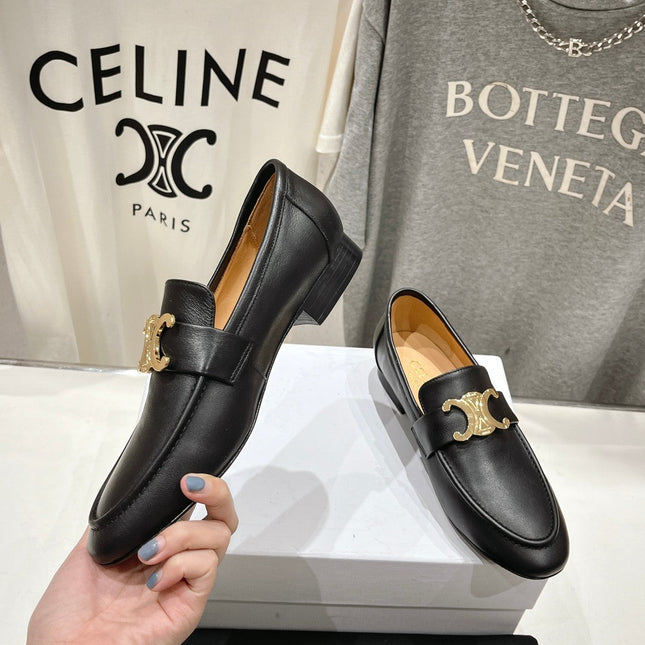TRIOMPHE LOAFER IN BLACK SMOOTH CALFSKIN GOLD HARDWARE