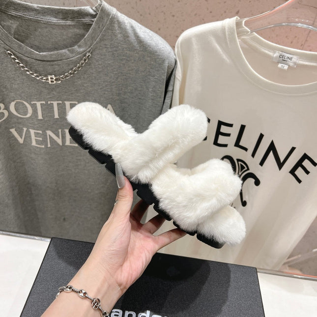 CHUNKY PLATFORM SLIPPER IN WHITE RABBIT FUR