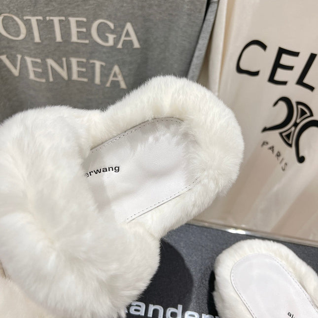 CHUNKY PLATFORM SLIPPER IN WHITE RABBIT FUR