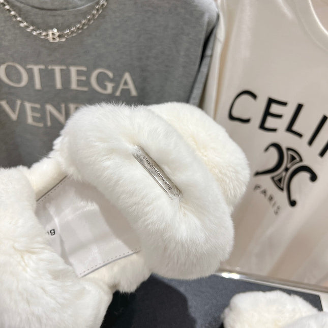 CHUNKY PLATFORM SLIPPER IN WHITE RABBIT FUR