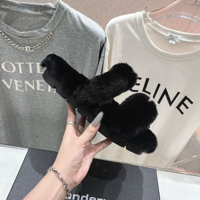 CHUNKY PLATFORM SLIPPER IN BLACK RABBIT FUR
