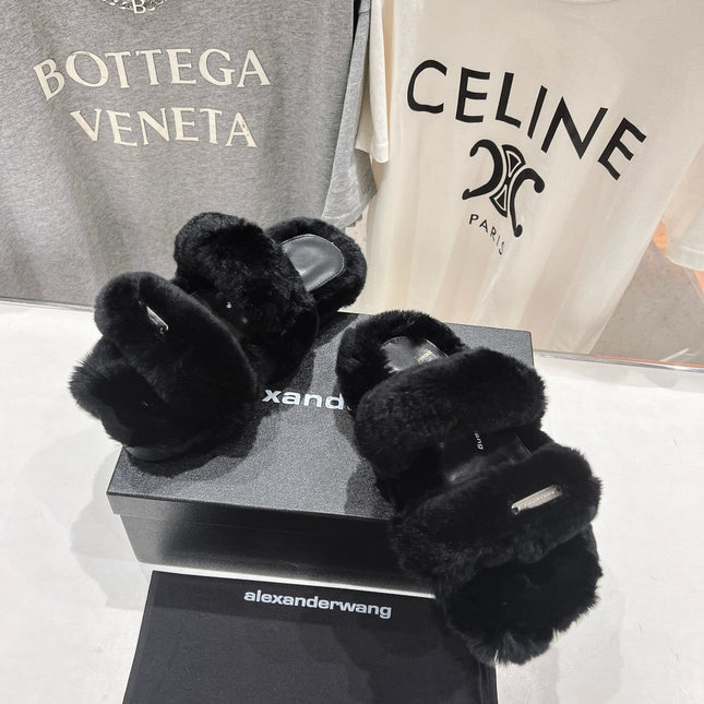 CHUNKY PLATFORM SLIPPER IN BLACK RABBIT FUR