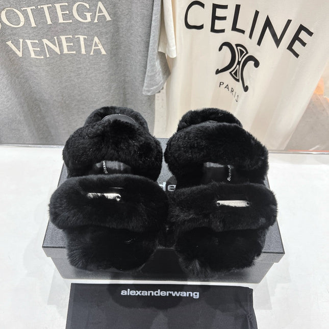 CHUNKY PLATFORM SLIPPER IN BLACK RABBIT FUR
