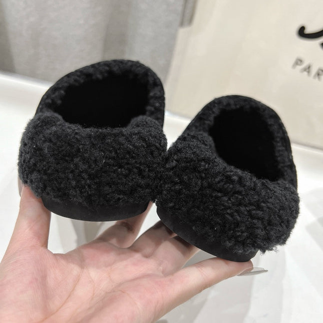 HORSEBIT MULE IN BLACK EMBOSSED SUEDE AND FLEECE LINING