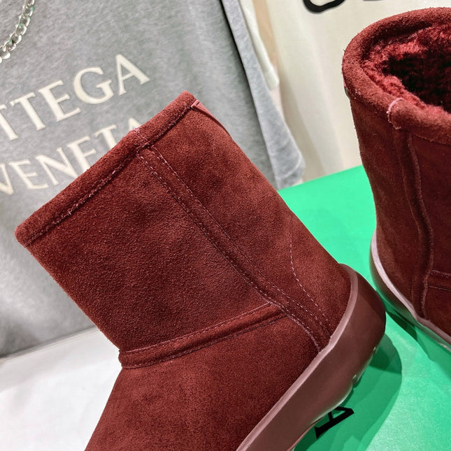 SNAP MINI ANKLE BOOTS IN JAM RED SUEDE AND SHEARLING LINING