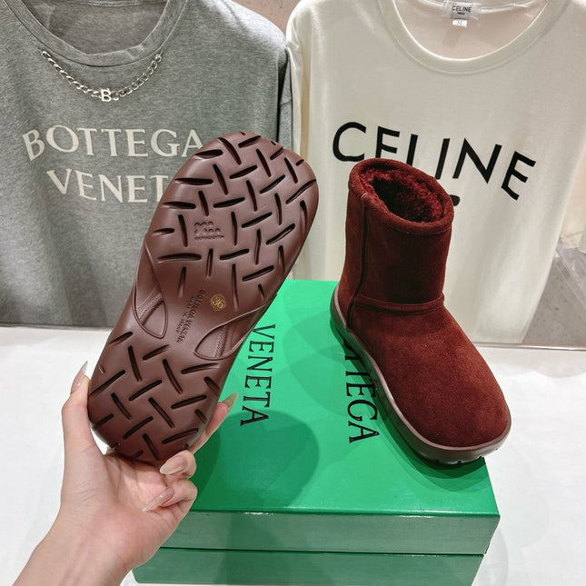 SNAP MINI ANKLE BOOTS IN JAM RED SUEDE AND SHEARLING LINING