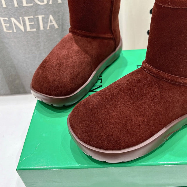 SNAP MINI ANKLE BOOTS IN JAM RED SUEDE AND SHEARLING LINING