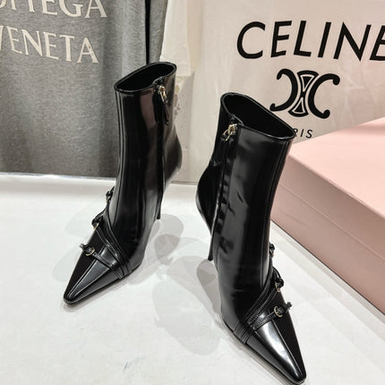 HIGH HEEL POINTED-TOE BOOTS IN BLACK SHINY LAMBSKIN